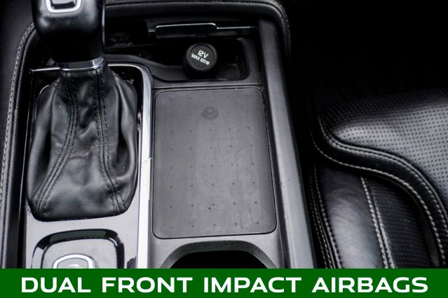 2022 VOLVO XC90 - Image 23