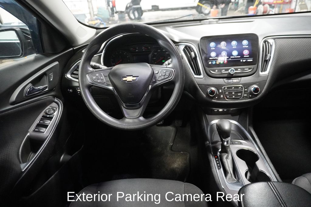 2021 CHEVROLET MALIBU - Image 8