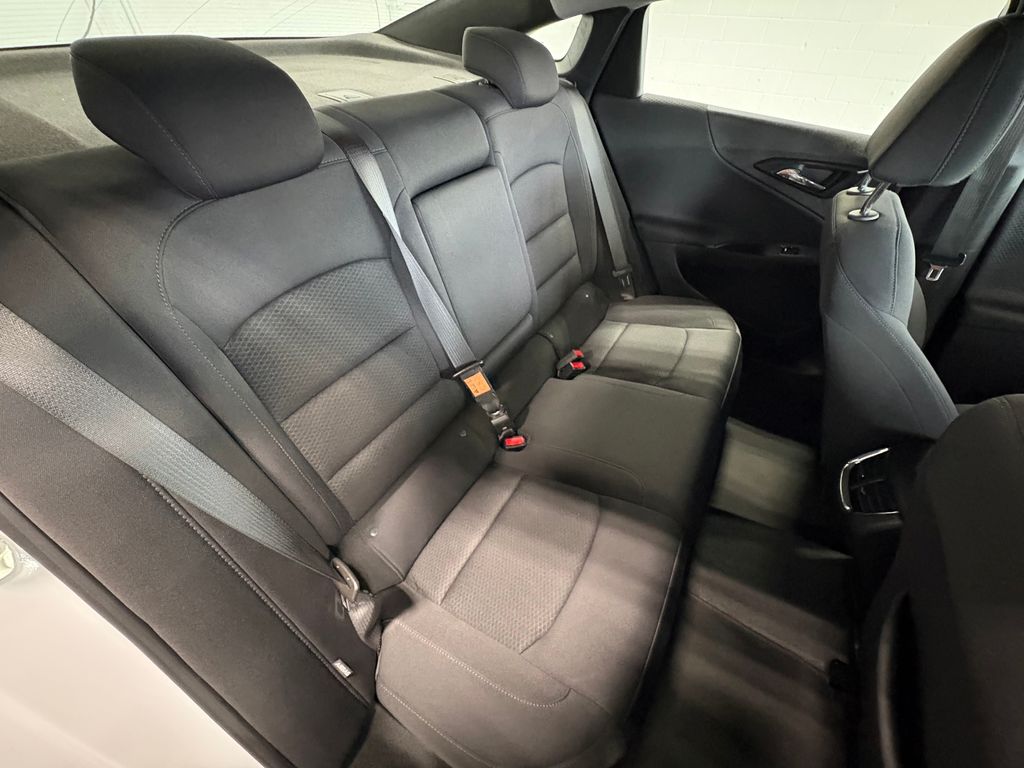 2023 CHEVROLET MALIBU - Image 25