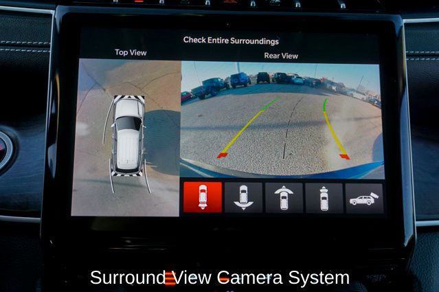 2023 JEEP GRAND CHEROKEE - Image 17