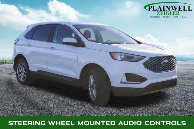 2024 Ford Edge SEL photo 4