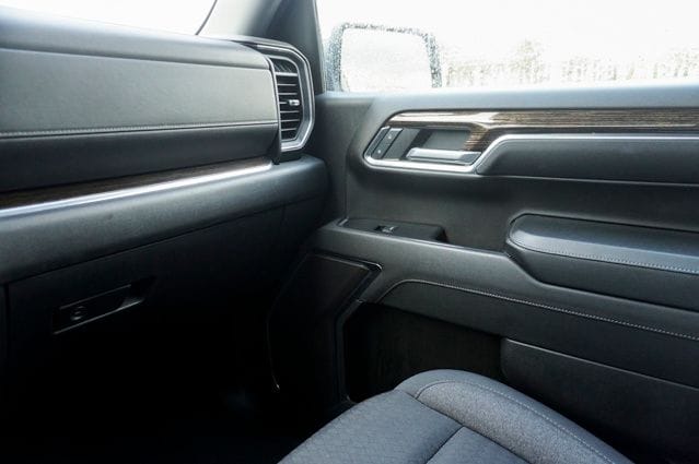 2024 GMC SIERRA - Image 25