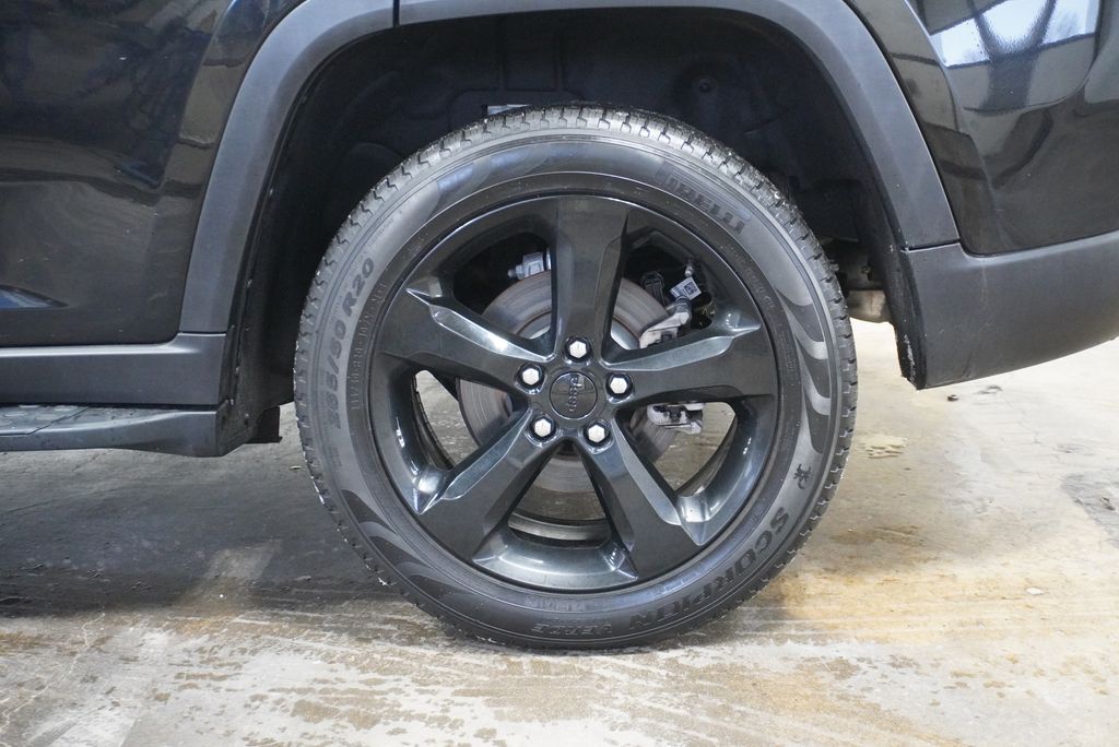 2024 JEEP GRAND CHEROKEE - Image 8