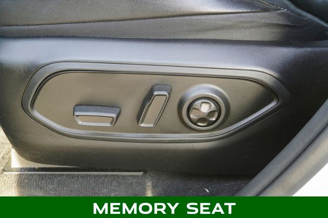 2023 JEEP GRAND CHEROKEE - Image 16