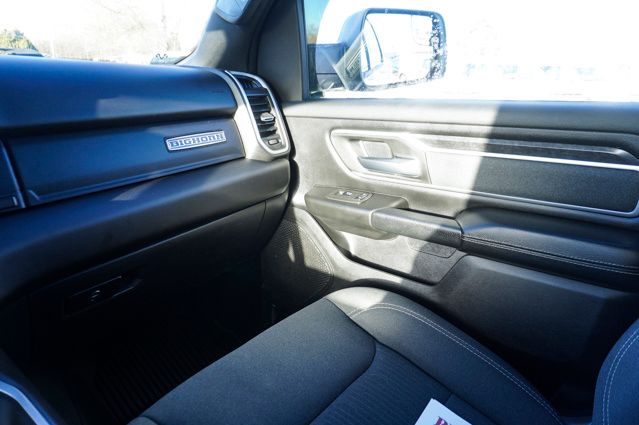 2022 RAM 1500 - Image 28