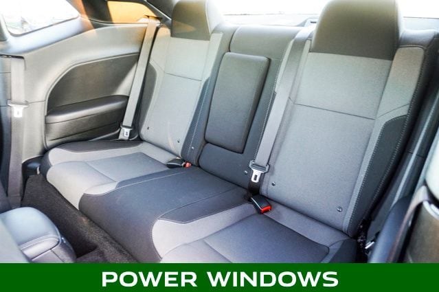 2016 DODGE CHALLENGER - Image 7