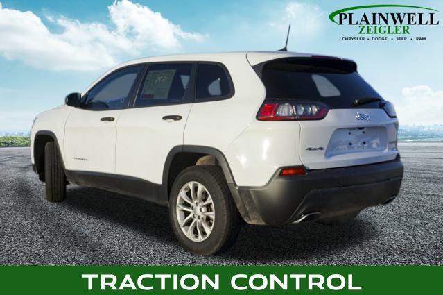 2021 Jeep Cherokee Sport photo 2