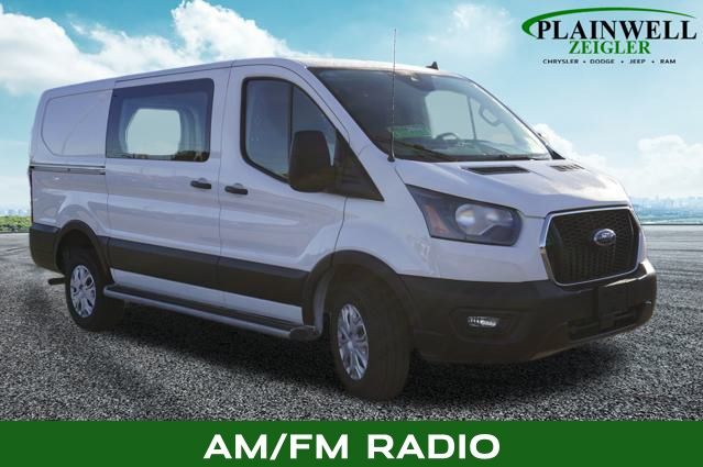 2024 Ford Transit photo 2