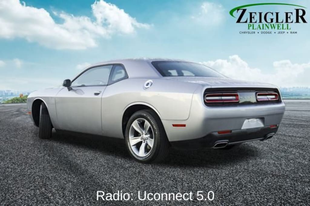 Used 2016 Dodge Challenger SXT Coupe
