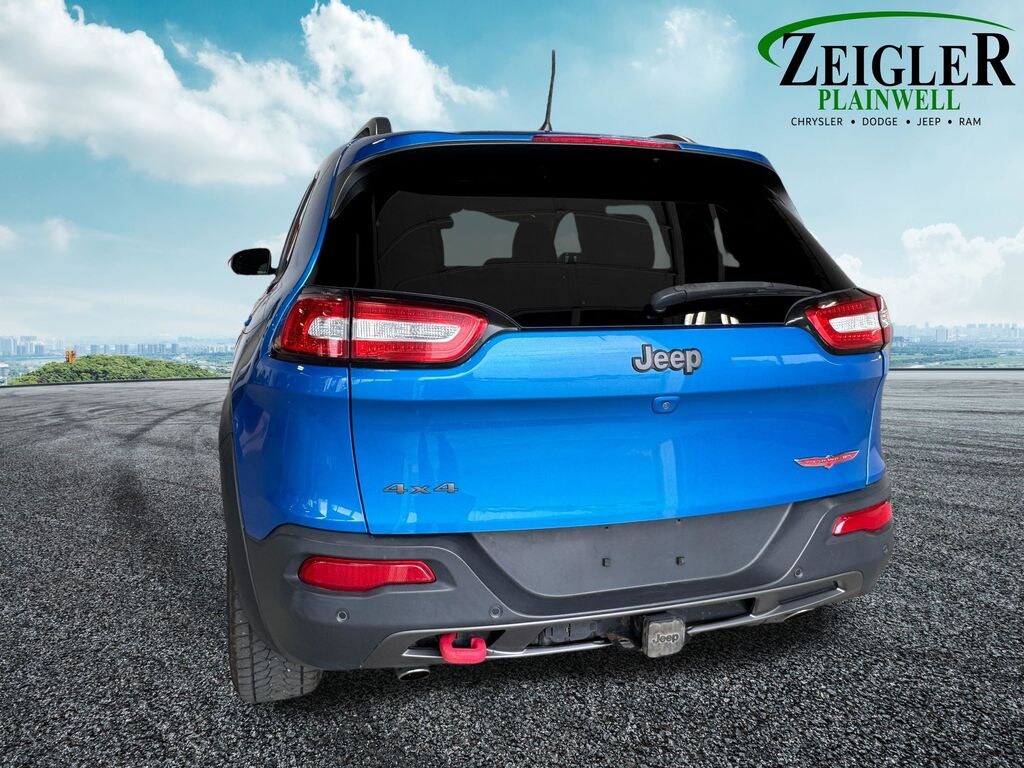 Used 2017 Jeep Cherokee Trailhawk 4x4 SUV