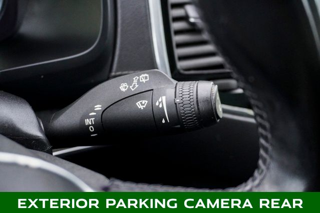 2022 VOLVO XC90 - Image 27