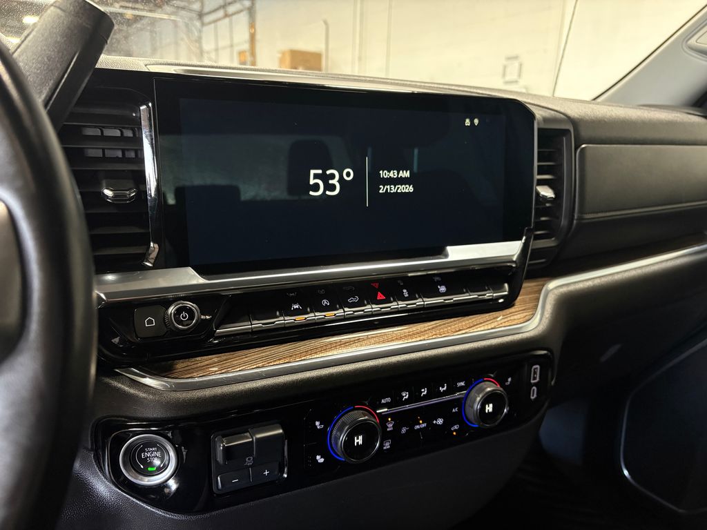 2025 CHEVROLET SILVERADO - Image 37