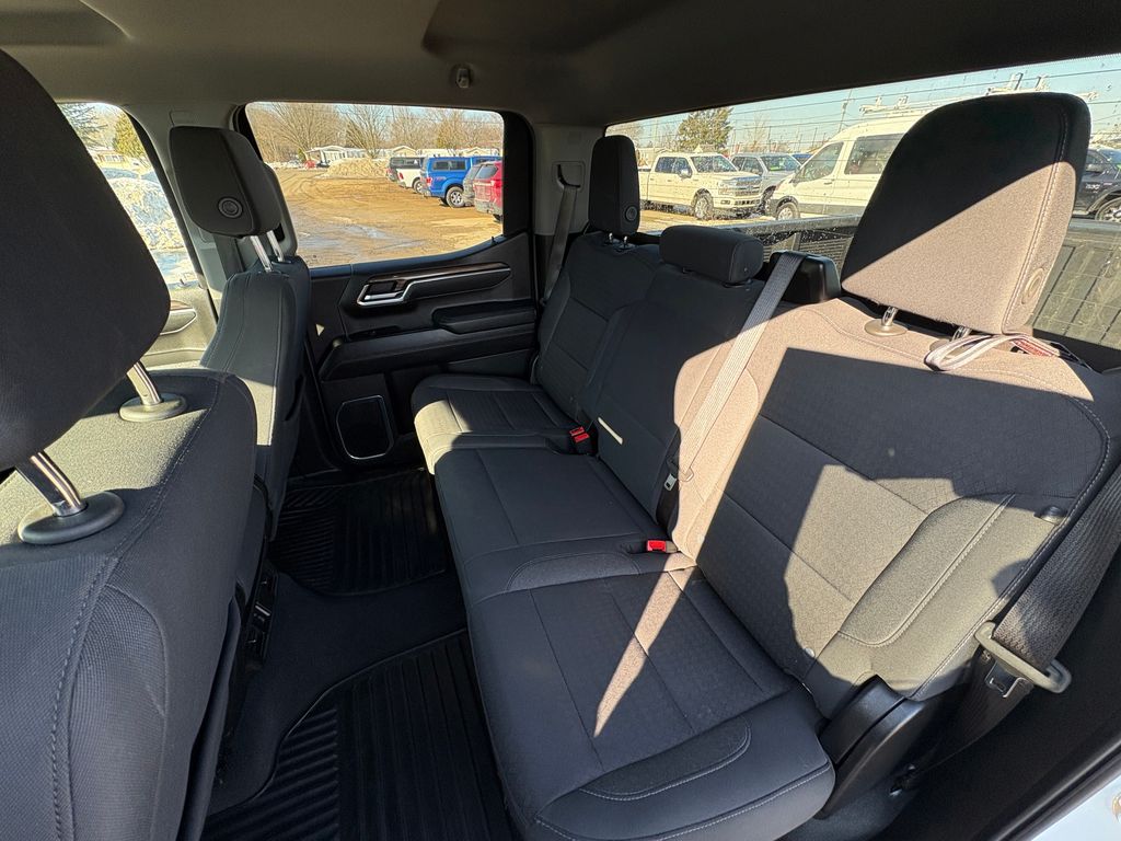 2025 CHEVROLET SILVERADO - Image 54