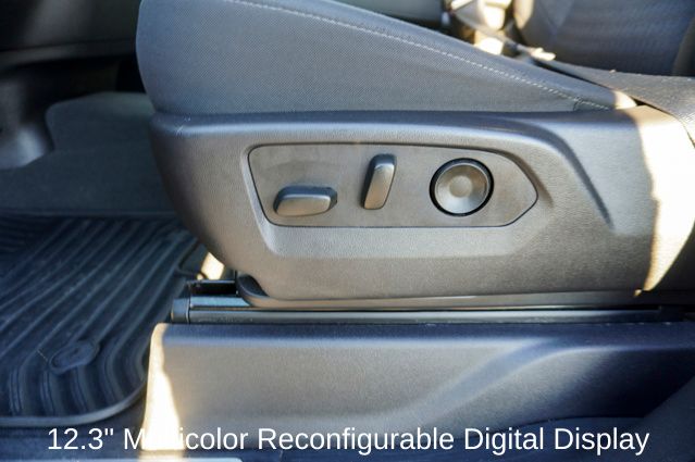 2025 CHEVROLET SILVERADO - Image 12