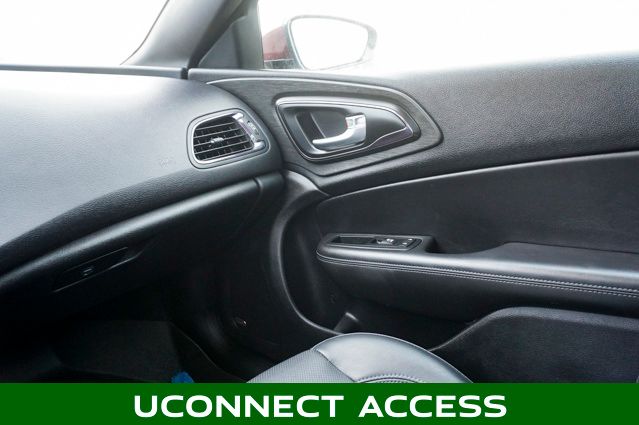 2016 CHRYSLER 200 - Image 29