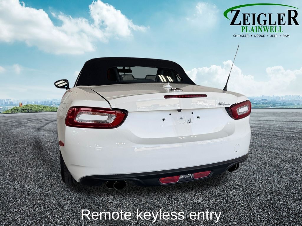 Used 2020 FIAT 124 Spider Classica Convertible