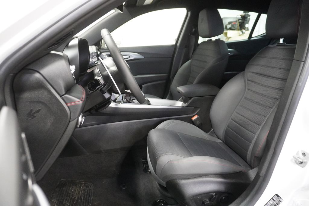 2024 DODGE HORNET - Image 13