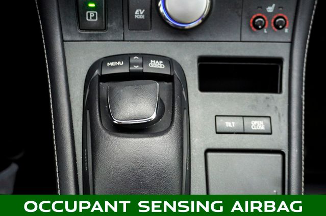 2013 LEXUS CT - Image 20