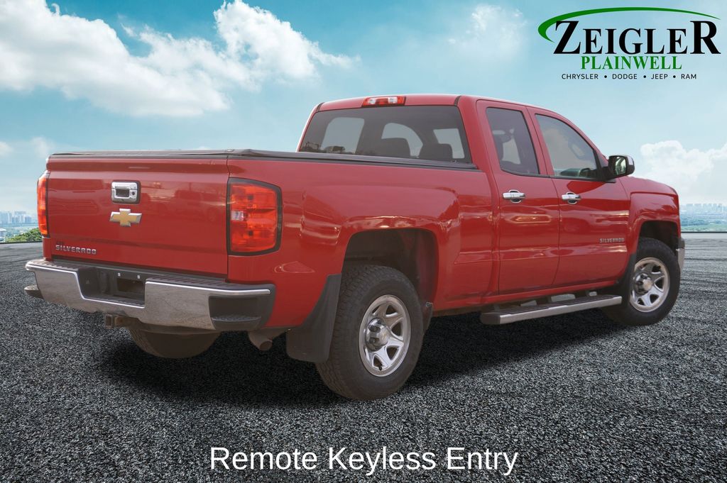 2015 CHEVROLET SILVERADO - Image 3