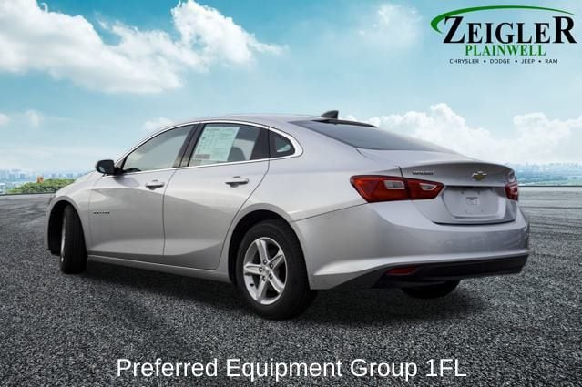 2020 CHEVROLET MALIBU - Image 2