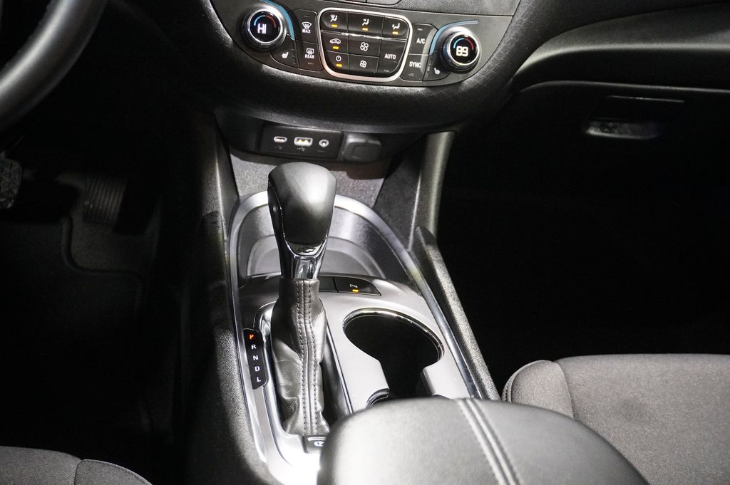 2024 CHEVROLET MALIBU - Image 11