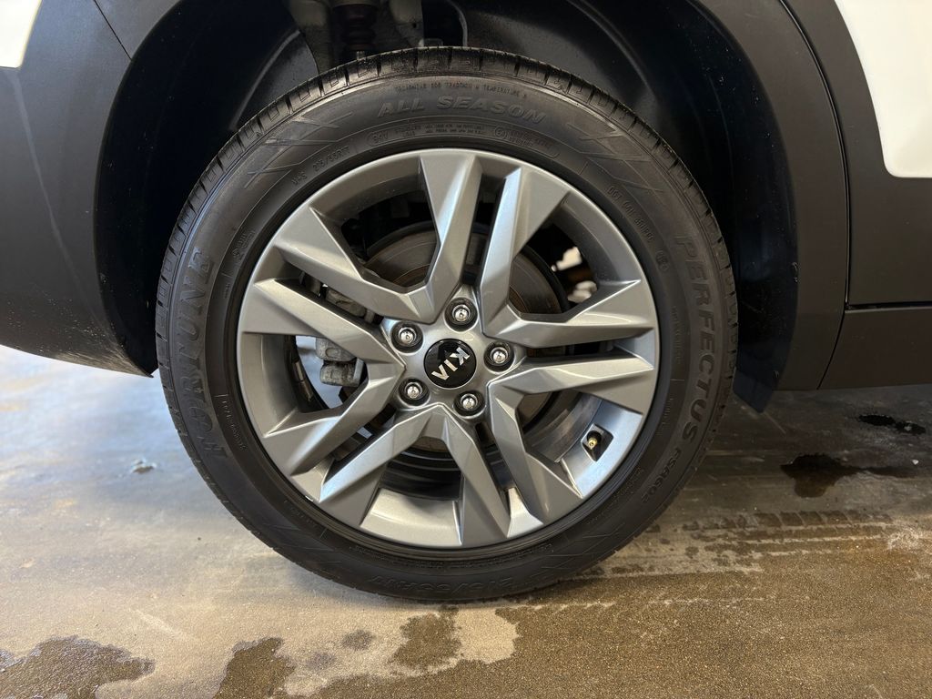 2021 KIA SELTOS - Image 37