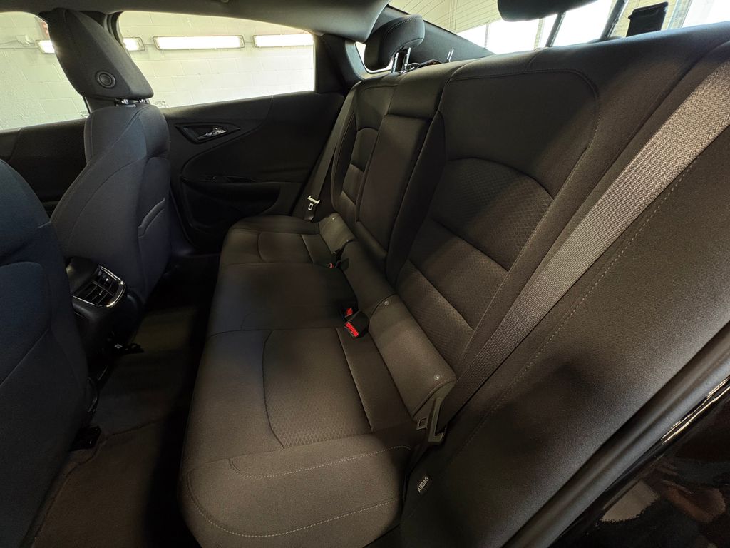 2023 CHEVROLET MALIBU - Image 27