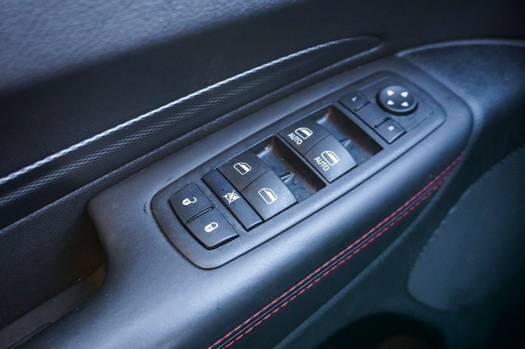 2025 DODGE DURANGO - Image 29