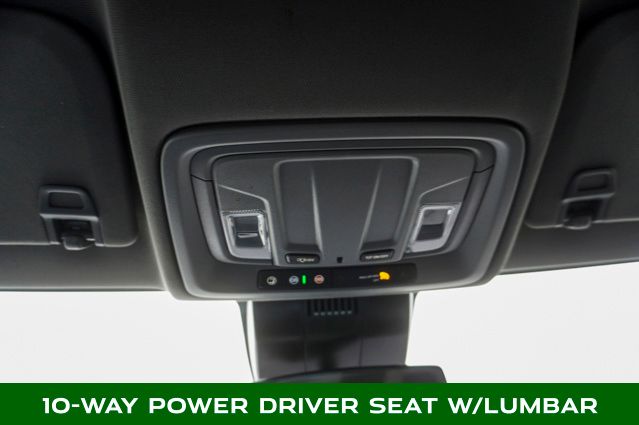 2025 CHEVROLET SILVERADO - Image 24