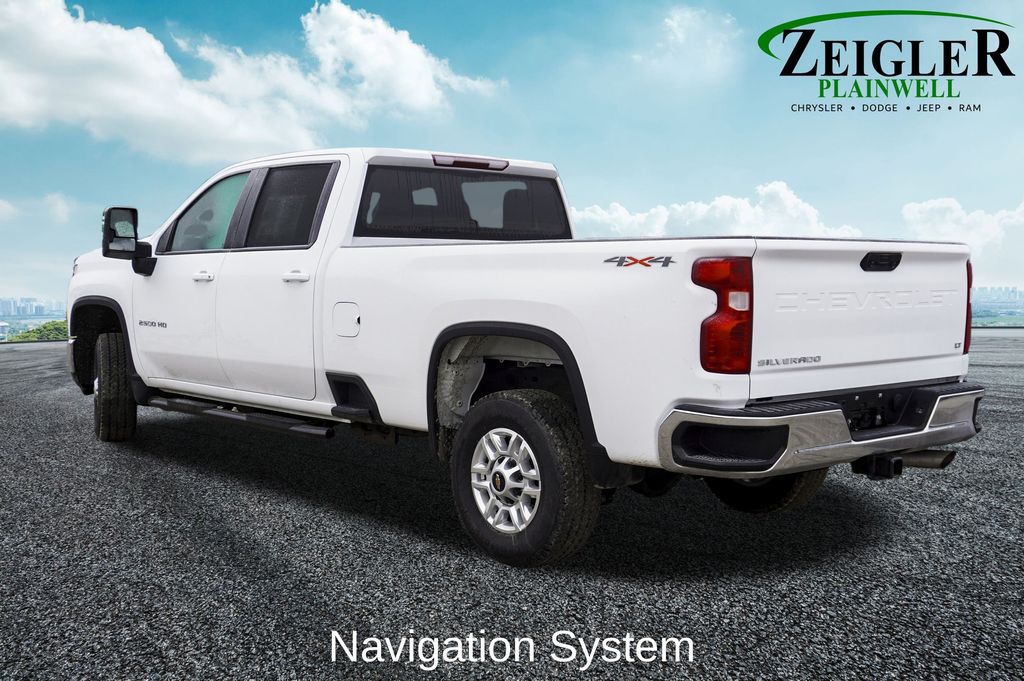 2025 CHEVROLET SILVERADO HD - Image 2