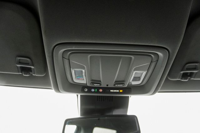 2024 CHEVROLET SILVERADO HD - Image 24