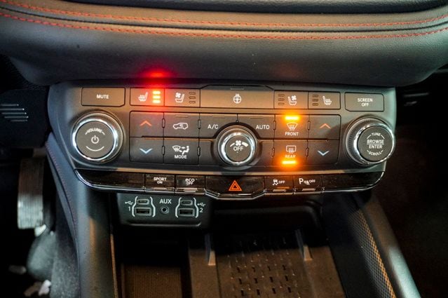 2025 DODGE DURANGO - Image 22