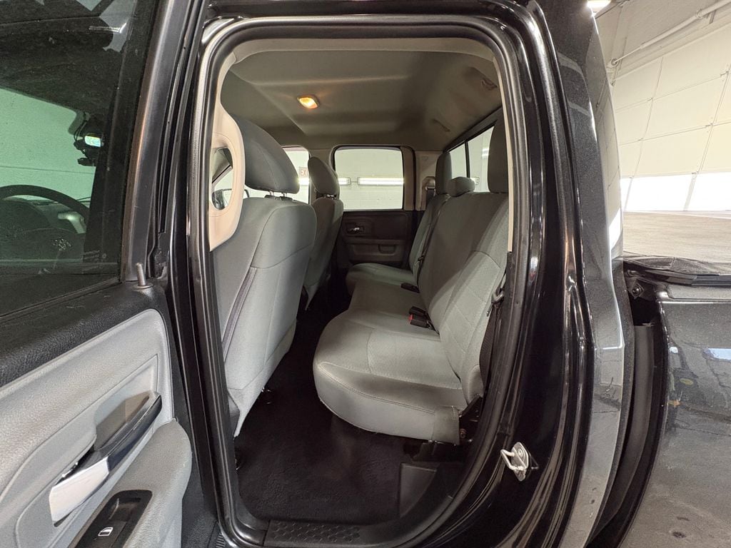 2018 RAM 1500 - Image 31