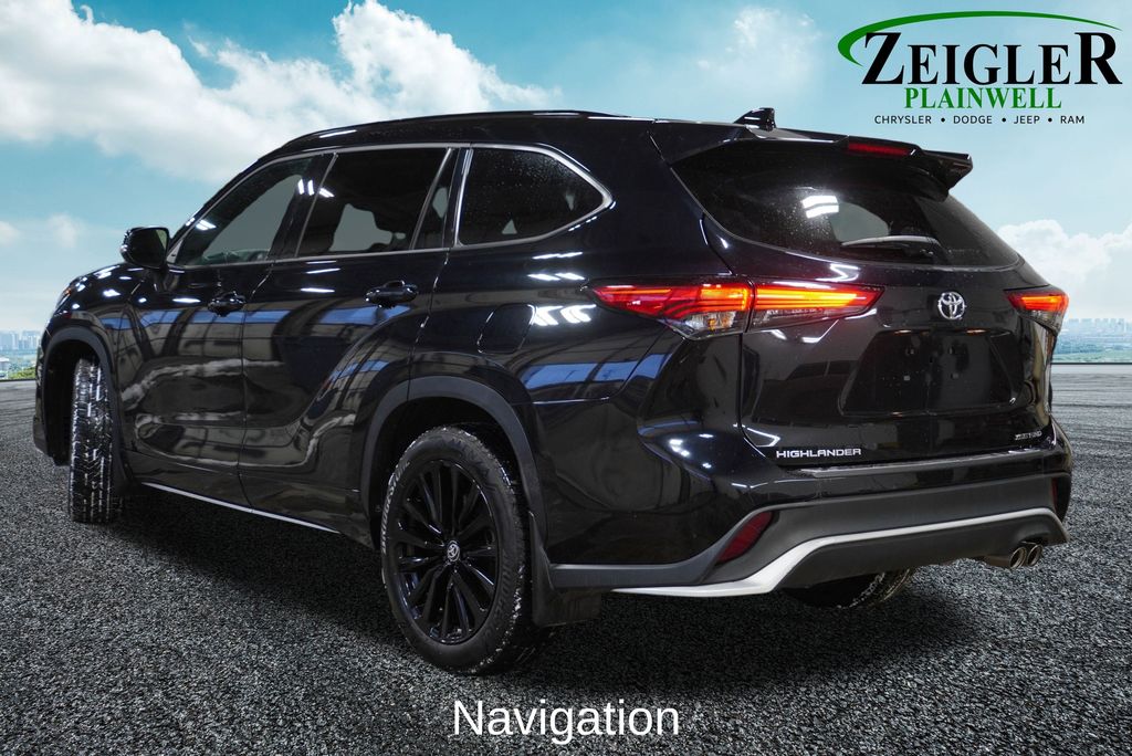 2023 TOYOTA HIGHLANDER - Image 2