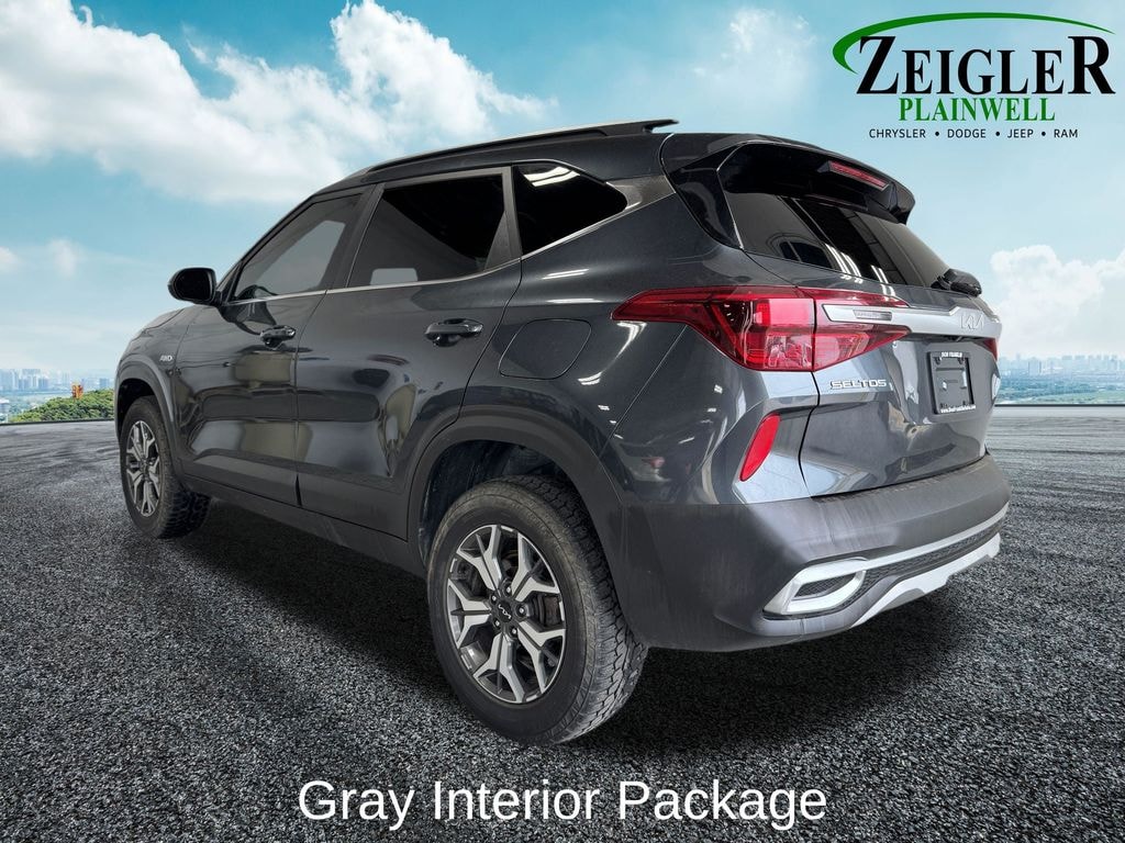 Used 2022 Kia Seltos EX SUV