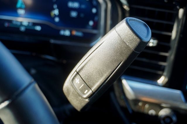 2025 CHEVROLET SILVERADO - Image 21