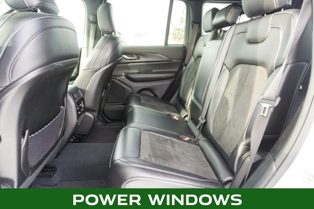 2023 JEEP GRAND CHEROKEE - Image 8