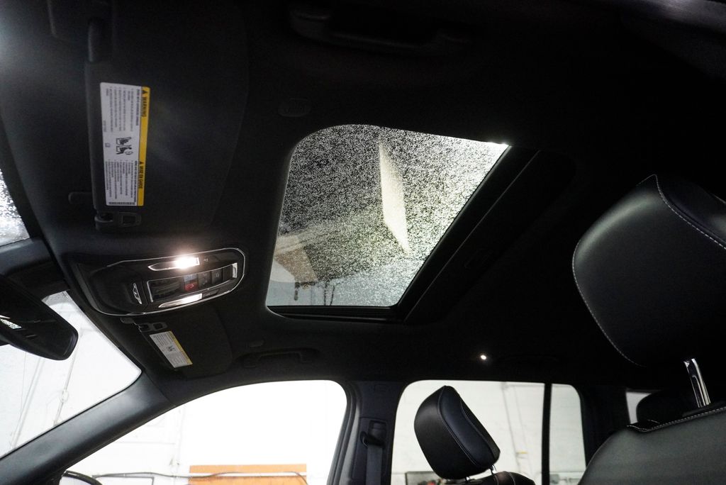 2023 JEEP GRAND CHEROKEE - Image 15