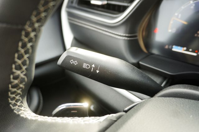 2023 JEEP GRAND CHEROKEE - Image 24