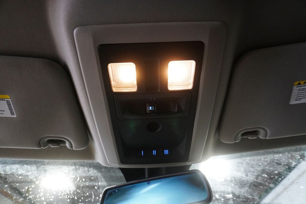 2014 RAM 1500 - Image 26