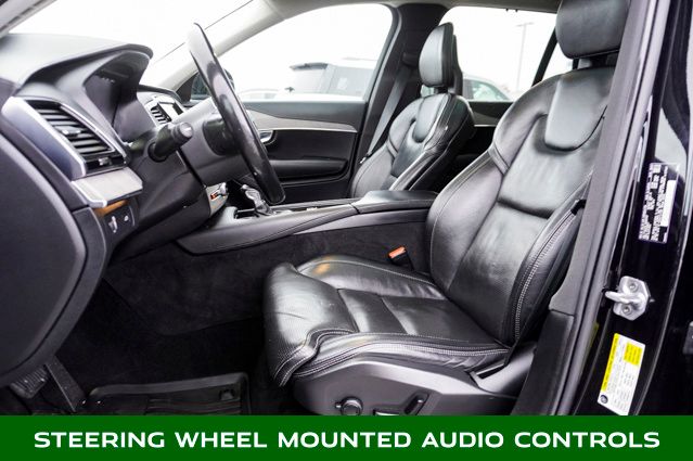 2022 VOLVO XC90 - Image 16