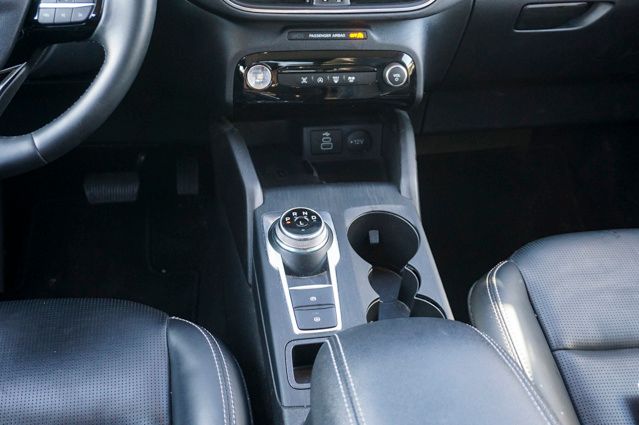 2025 FORD ESCAPE - Image 13