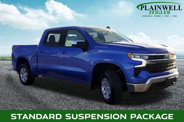 2025 Chevrolet Silverado 1500 LT photo 4