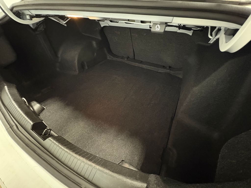 2023 CHEVROLET MALIBU - Image 27