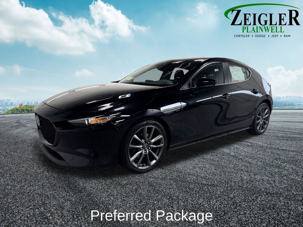 Used 2019 Mazda Mazda3 Preferred Package Hatchback