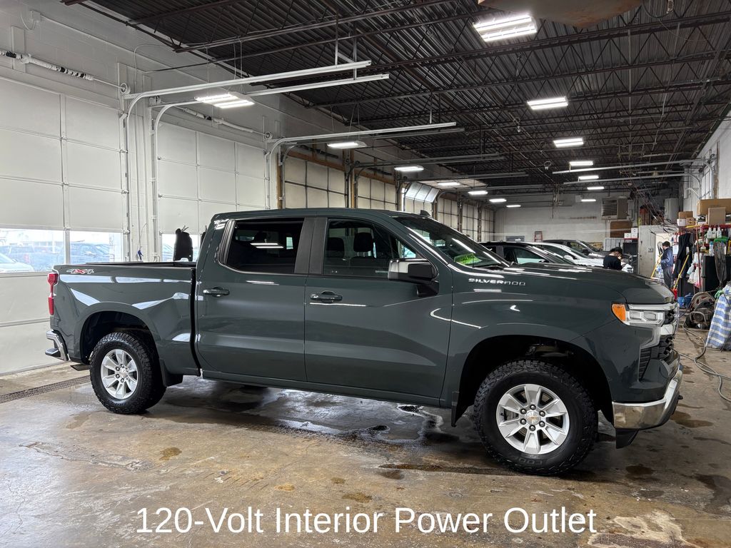 2025 CHEVROLET SILVERADO - Image 11