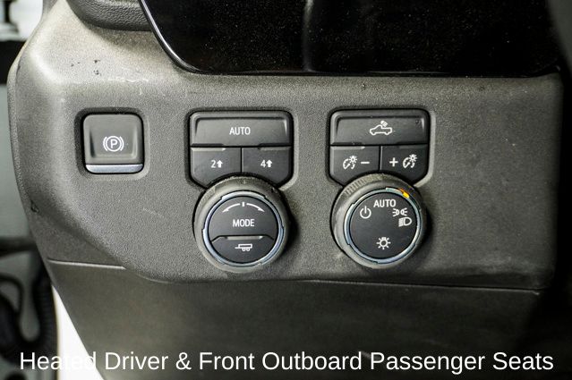 2025 CHEVROLET SILVERADO - Image 23