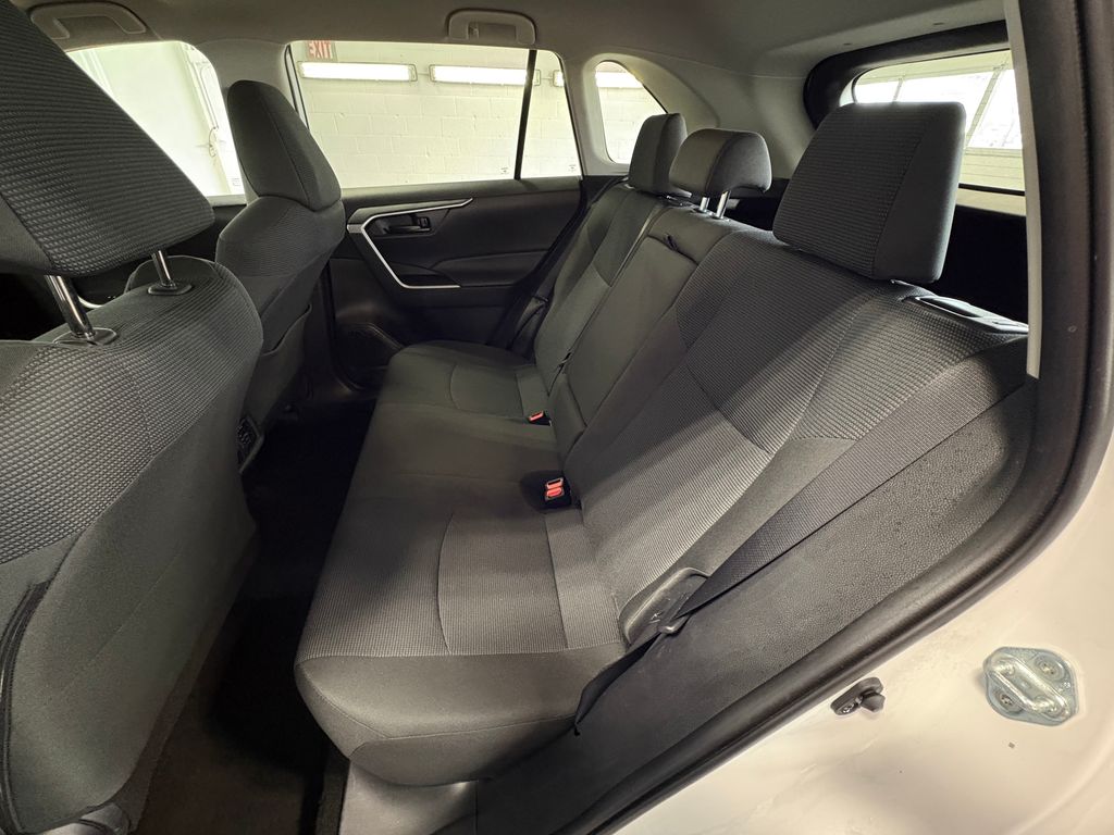 2024 TOYOTA RAV4 - Image 27