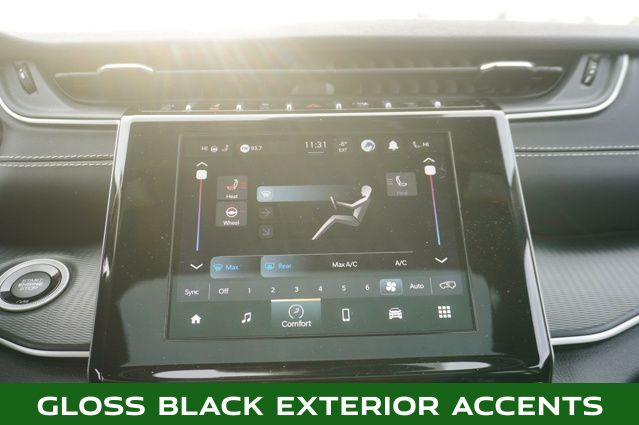 2023 JEEP GRAND CHEROKEE - Image 18