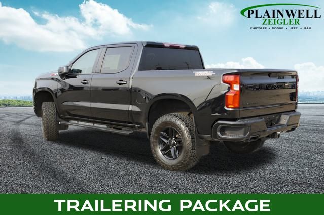 2019 Chevrolet Silverado 1500 LT Trail Boss photo 2